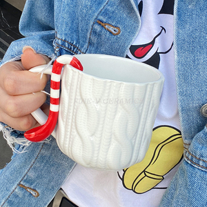 <span class=keywords><strong>Taza</strong></span> de porcelana personalizada con cuchara mágica, tazón de punto de cerámica en relieve rojo y blanco para Navidad - Product Image 6