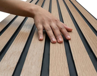 Panneaux muraux insonorisés de haute qualité MDF Akupanel Panneaux de feutre acoustique à lattes en bois pour la décoration intérieure des murs et des plafonds