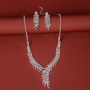 2024 New Wedding Jewelry <span class=keywords><strong>Set</strong></span> đối với phụ nữ <span class=keywords><strong>saudi</strong></span> arabia 2 cái/bộ pha lê Bridal Trang sức bộ sưu tập vòng đeo tay vòng cổ <span class=keywords><strong>Set</strong></span> - Product Image 1