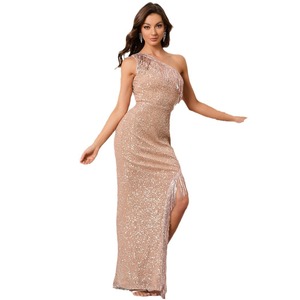Vestido de gala largo de cintura alta ecológico para mujer, color liso, con borlas Xia Liang, estilo cultivo de la personalidad, hombro descubierto, cintura ajustada. - Product Image 5