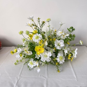 Fournitures pour bouquets, décoration de table d'allée de cérémonie de <span class=keywords><strong>mariage</strong></span>, arrangement floral jaune et rose, centre de table de <span class=keywords><strong>mariage</strong></span> en lys calla pour fête - Product Image 3