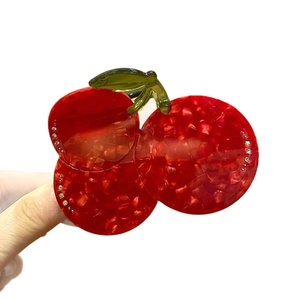 NOUVEAU Pince à Cheveux Personnalisée en Forme de Fruit, Mignonne, Ananas, Pastèque, Pince Requin, Ornement Unique en Acétate pour Cheveux - Product Image 5