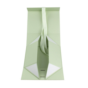 Wholesale Custom Made Heavy-Duty High-End Foldable Magnetic <b>Paper</b> Rigid Gift Box Flat <b>Pack</b> Recyclable Cosmetic Jewelry Apparel - Product Image 5