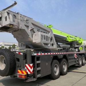 Grue sur camion hydraulique Zoomlion d'occasion bien entretenue ZTC800V552 80 tonnes en stock - Product Image 3