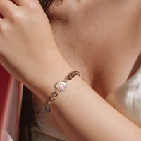 Bracelet classique tendance en perles synthétiques de cristal fumé de 6 mm, pierre naturelle, coquille d'ormeau, pierre énergétique géométrique pour femme, cadeau