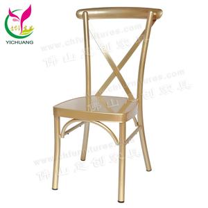 Muebles de boda comedor banquete apilable de aluminio de oro <span class=keywords><strong>Cruz</strong></span> Silla de comedor con cojín extraíble - Product Image 1