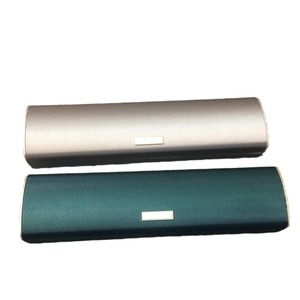 Caja de joyería de cuero y metal personalizada, nueva, para anillos, collares y pulseras, con impresión de logotipo láser. - Product Image 5