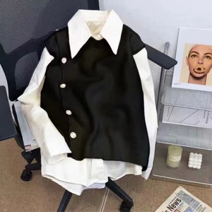 Conjunto de Dos Piezas de Moda Primavera 2025 para Mujer, Chaleco de Punto Color Caramelo y Camisa - Product Image 2