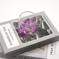 Tasse en verre à double paroi résistante à la chaleur de nouveau design personnalisée avec fleur sèche