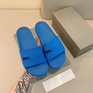 Sandalias de Diseñador al por Mayor, Sandalias de Verano para Mujer, Pantuflas de Playa de Lujo, Pantuflas Planas de Alta Calidad para Hombre - Product Image 4