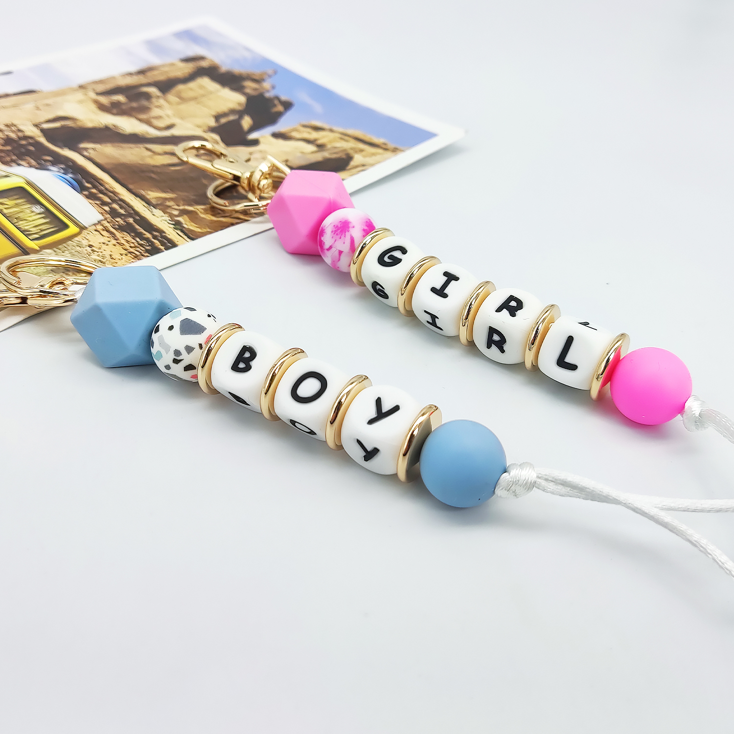 Phone Anti-lost Lanyard Key Short Wrist Pendant Colorful Bead Beaded Rice Beads Pendant Women's Hand-held Chain Phone Lanyard Image 2