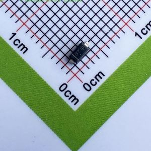 new and original LMBR140T1G SOD-123 Diodes Schottky Diodes 5.5A 560mV 40V - Product Image 1