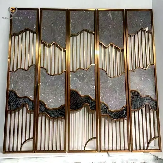 Luxus-Design goldener Spiegelschirm Edelstahl architektonischer Metalloberfläche-Dekor 3D-Zimmerteiler modern mit 3 Blättern