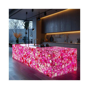 Îlot de cuisine en marbre rose rétroéclairé de luxe, cristal d'agate, onyx, pierre translucide, comptoir éclairé - Product Image 1