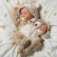 Realistische Silikon-Kopf Reborn Baby Mädchenpuppe mit Stoffkörper Lebensechte Figur