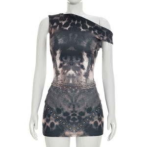Viviblook J26ST212 Ensemble d'été pour femmes, nouveau haut sans manches à épaules dénudées, mini-jupe moulante, imprimé léopard, ensemble deux pièces - Product Image 5