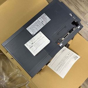 เครื่องขยายเสียง 11 กิโลวัตต์ สามเฟส 400 โวลต์ พร้อมระบบ HG-JR11K1M4B แบบพัลส์ MR-J4-11KA4 - Product Image 4