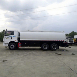 Camion-citerne de transport de carburant FAW 20000L/20CBM/20M3 pour pétrole et diesel, véhicule citerne à marchandises dangereuses - Product Image 3