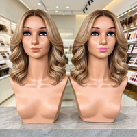 Tête de mannequin réaliste haut de gamme avec épaules pour présentation de perruques et vente en salon de beauté