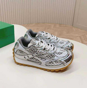 Nouvelles baskets de mode pour hommes et femmes, design de créateur, haute qualité, lumineuses, à lacets, souples, nouveau style de bout, chaussures BV - Product Image 4