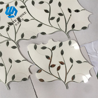 Mosaïque de marbre pour crédence de cuisine en forme d'olivier, personnalisation possible. Mosaïques romaines artisanales pour la décoration murale du salon, hôtel royal