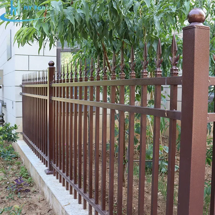 Clôture en métal de maison enduite de poudre Clôture en fer forgé de palissade de sécurité de jardin fantaisie