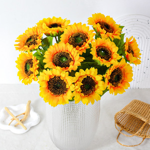 Flower Delight - Ramo de Girasoles Artificiales de Seda, Realistas, para Decoración del Hogar, en Colores Amarillo, Naranja, Rojo y Champán, 12 Piezas - Product Image 1