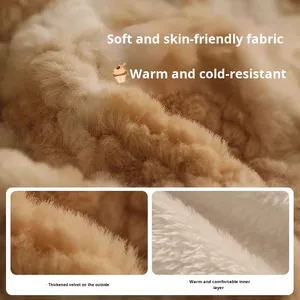 Gilet Invernale per Gatti Stile Carino e Caldo, Antivento, con Motivo Cupcake Sfumato Argento per Gattini British Shorthair - Product Image 5