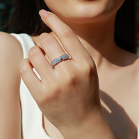 Bague géométrique entrelacée en argent sterling S925 avec moissanite 0,5 CTW, micro-pavé entièrement serti de pierres, large bande, bijou statement pour femme