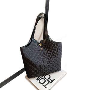 2026 Yeni Moda Retro Batı Tarzı Sonbahar Kış Kadın Omuz Çantası Büyük Kapasiteli - Product Image 5