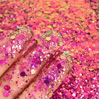 Poudre de paillettes en plastique écologique en gros, paillettes hexagonales mélangées, artisanat d'art des ongles, décoration de fête, Noël, Halloween