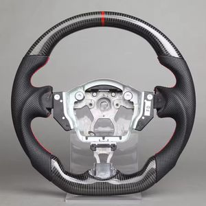 พวงมาลัยหุ้มหนังคาร์บอนไฟเบอร์สำหรับรถยนต์นิสสัน เซนทรา 370Z ปี 2008-2020 พวงมาลัยรถแข่งหุ้มหนังเย็บด้ายสีแดง - Product Image 3