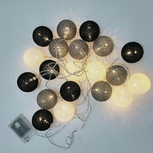 Lanterne de boule de coton colorée de guirlande lumineuse de décoration d'intérieur de Noël de LED romantique avec l'estimation IP44 pour l'atmosphère de chambre à coucher - Product Image 5