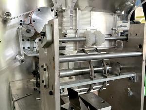 热销自动柔性饮料PP PLA吸管独立U型弯曲成型包装机 - Product Image 6