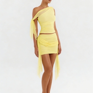 ชุดเซ็ตสองชิ้นสำหรับผู้หญิงแบบไหล่เดียวผ้าซีทรูผูกโบว์รัดรูป - เสื้อครอปและกระโปรงสั้นสำหรับงานปาร์ตี้แฟชั่น - Product Image 4