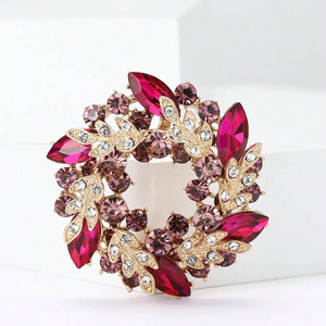 เข็มกลัดรูปพวงมาลัยดอกไม้ประดับคริสตัลวิบวับสุดหรูสำหรับผู้หญิง เข็มกลัดแบบติดเสื้อผ้า เครื่องประดับลำลอง ของขวัญ - Product Image 2