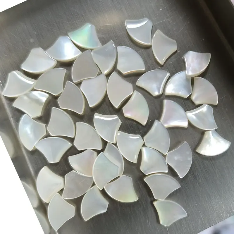 Naturale madreperla bianco e grigio del settore MOP pietre preziose di forma per la creazione di gioielli della ragazza