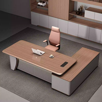 Ensemble de bureau et chaise de direction, minimaliste, élégant et luxueux, grand bureau pour bureau de direction