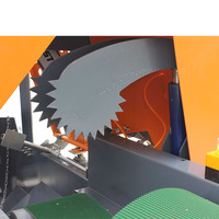 Machine de traitement du bois alimentée par moteur à essence de vente directe d'usine avec processeur de bois de chauffage hydraulique convoyeur 20T