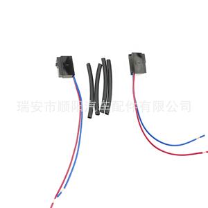 Micro-interrupteur 3BD998785 SPST en plastique pour blocs de serrures de porte Jetta - Product Image 2