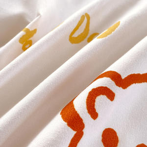 100% polyester 4 pièces doux Double brossé microfibre ensemble de literie hypoallergénique sans rides moderne dessin animé feuille housse de couette - Product Image 4