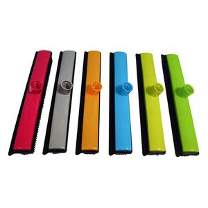 Escoba de Silicona Summit con Cerdas Resistentes para Eliminar el Pelo de Mascotas, con Mango Telescópico - Product Image 2