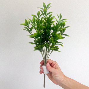 Vente en gros 55cm de <span class=keywords><strong>laurier</strong></span> artificiel topiaire verdure fleurs palmiers herbe décor à la maison bureau mariage Pot en plastique durable - Product Image 1