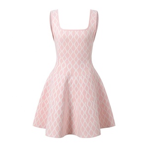 <span class=keywords><strong>Robe</strong></span> Courte Tricotée <span class=keywords><strong>D</strong></span>écontractée Sans Manches OUDINA <span class=keywords><strong>Originale</strong></span>, Texture Ondulée Élégante, Coupe Trapèze, Robes <span class=keywords><strong>d</strong></span>'Anniversaire pour Femmes - Product Image 4