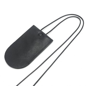 Bolsa para llaves estilo retro con cordón extraíble de cuero PU, mini bolso de moda con cordón para llaves. - Product Image 5