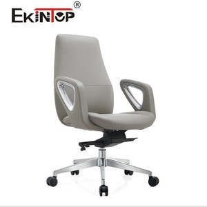  Chaise de bureau de direction en cuir gris clair, ergonomique, réglable en hauteur, avec roulettes, pour usage domestique ou professionnel - Product Image 1