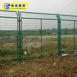 Clôture en treillis métallique Shencheng, treillis en acier 1800*3000mm, filet d'isolation enduit de PVC pour garde-corps de route - Product Image 2
