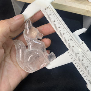 Estatuilla <span class=keywords><strong>de</strong></span> zorro <span class=keywords><strong>de</strong></span> piedra preciosa <span class=keywords><strong>de</strong></span> cristal tallada a mano, cuarzo transparente Natural, punto <span class=keywords><strong>de</strong></span> cristal <span class=keywords><strong>de</strong></span> fluorita, <span class=keywords><strong>estatua</strong></span> tallada pequeña <span class=keywords><strong>de</strong></span> zorro <span class=keywords><strong>de</strong></span> nueve colas - Product Image 2