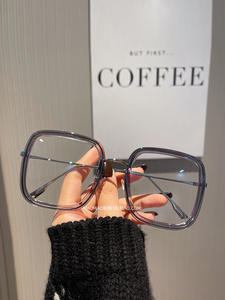 <span class=keywords><strong>Gafas</strong></span> cuadradas <span class=keywords><strong>de</strong></span> nuevo estilo 9060, <span class=keywords><strong>gafas</strong></span> con montura <span class=keywords><strong>de</strong></span> Metal con bloqueo <span class=keywords><strong>de</strong></span> luz azul, <span class=keywords><strong>gafas</strong></span> ópticas para ordenador - Product Image 4