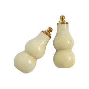 Collier avec flacon de parfum en pierre de jade naturelle - Product Image 3